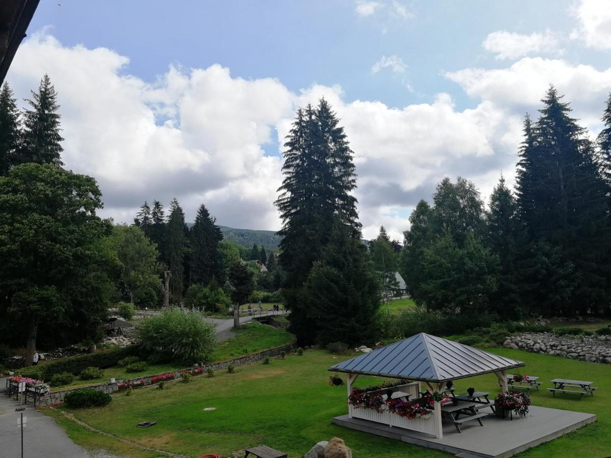 Penzion Bila Voda Harrachov Luaran gambar