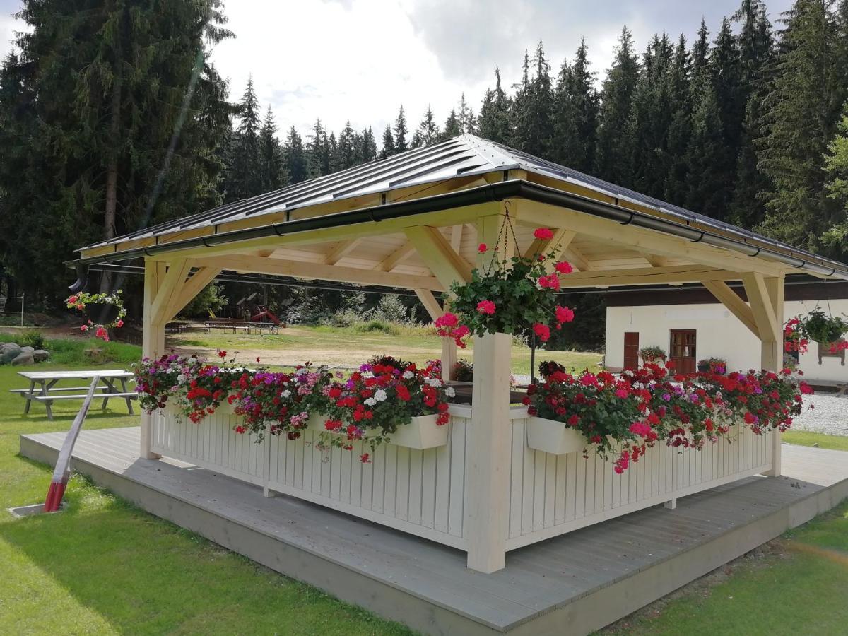 Penzion Bila Voda Harrachov Luaran gambar